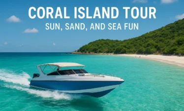 Speedboat approaching Coral Island beach in Pattaya