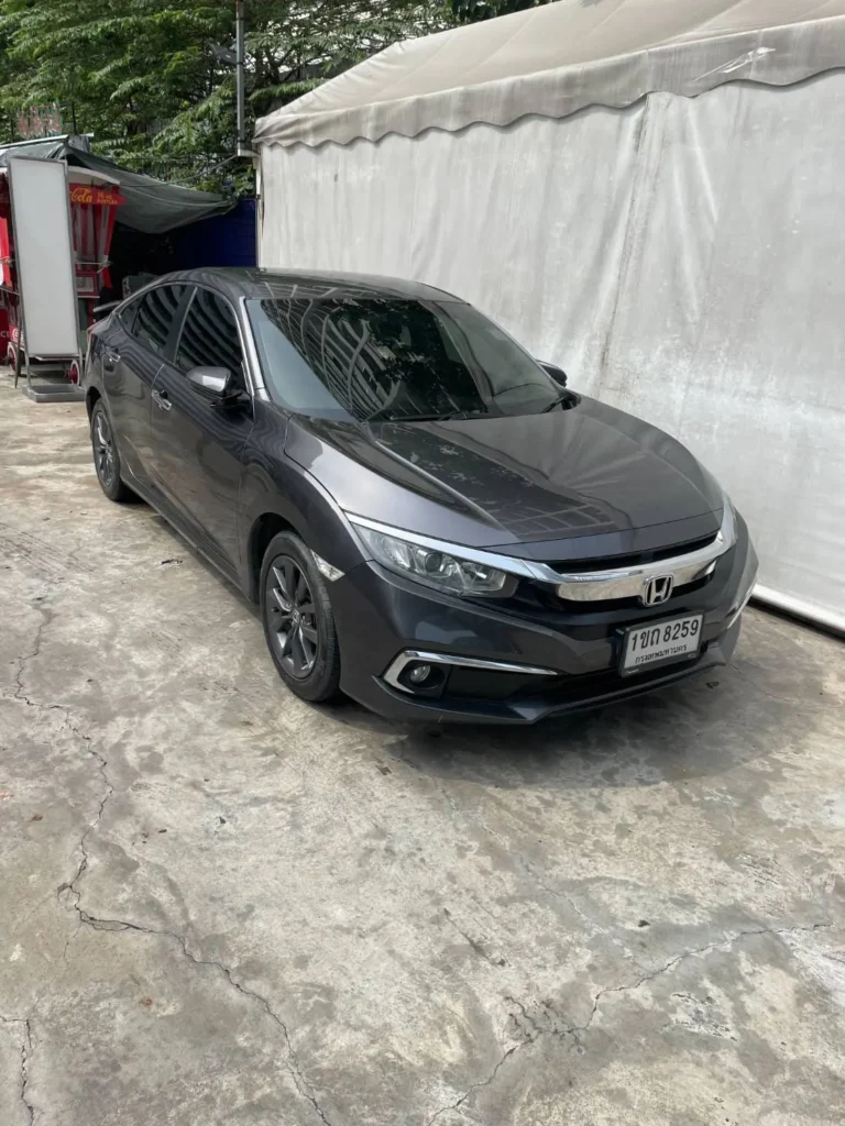 Private Bangkok taxi Honda sedan for city travel