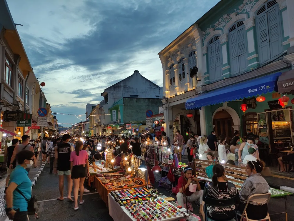 Vibrant Night Market in Bangkok, Thailand – Local Food and Shopping