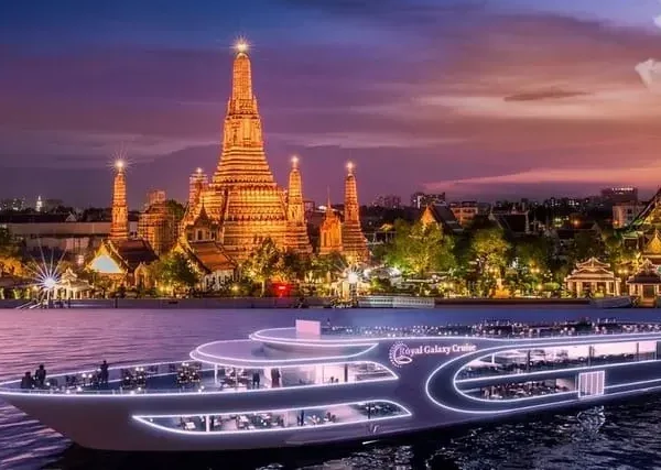 Royal Galaxy Dinner Cruise on Chao Phraya River, Bangkok
