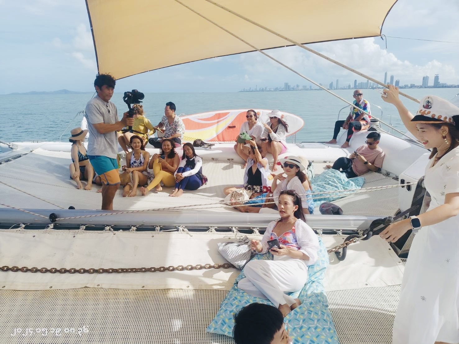 pattaya yacht party people having fun