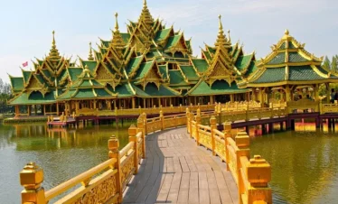 Entrance gate and pathway leading to The Erawan Museum Bangkok