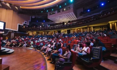 Alcazar Show Theater Lobby and Entrance