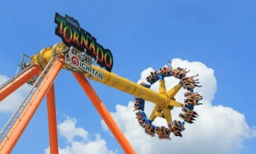 Dream World Bangkok Sky Coaster Ride Thrill