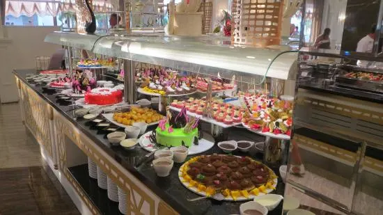 Dream World Bangkok Buffet Lunch