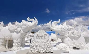 Thai mythical ice sculptures in Himmaphan zone