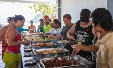 Buffet lunch served during Phi Phi Island day tour