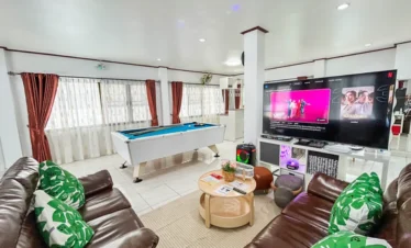 Fully equipped tv room villa in pattaya