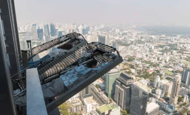 People enjoying the views from Mahanakhon