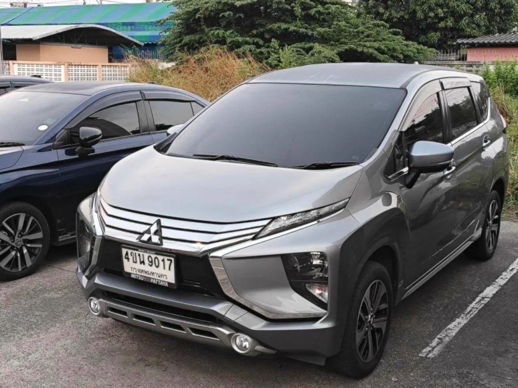 Renault Car for Phuket Airport to Patong Beach Taxi Service