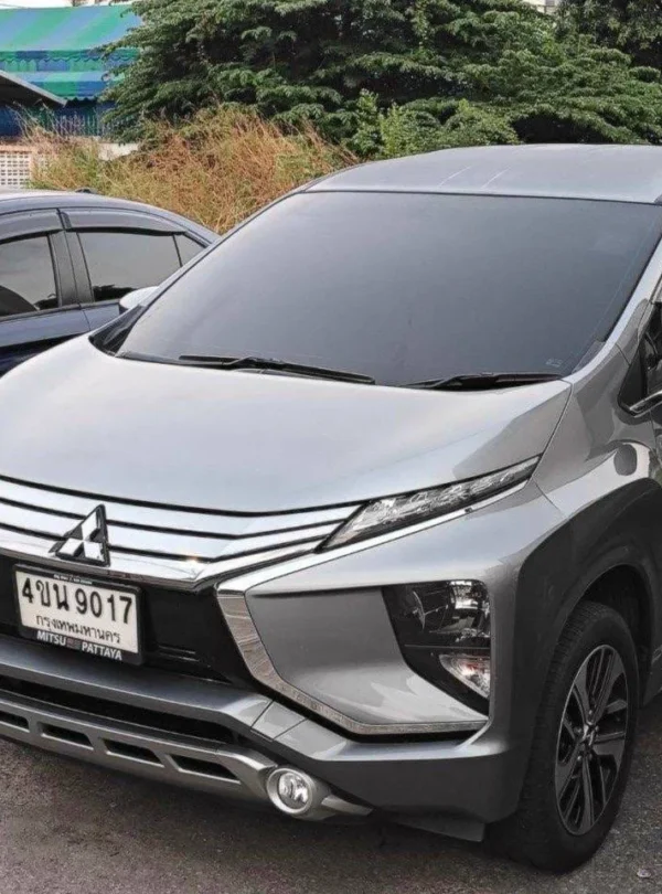 Renault Car for Phuket Airport to Patong Beach Taxi Service