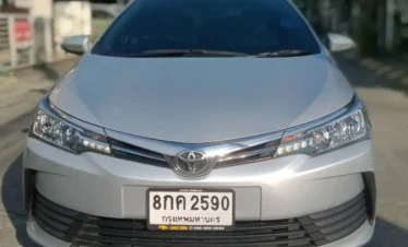 Toyota Sedan for Phuket Airport to Patong Beach Hotel Transfer