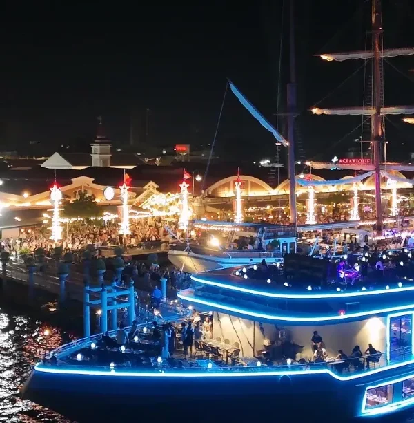 Royal Princess Cruise on the Chao Phraya River wide view