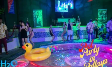 Guests enjoying the ultimate pool party with DJ and foam at H2O Pool Pattaya