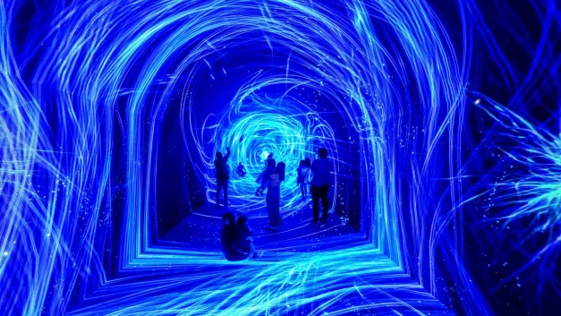 Immersive digital art hall at Space & Time Cube Bangkok with futuristic light installations