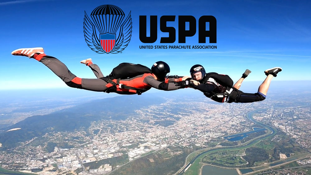 USPA_certified_diver_jump_in Thailand
