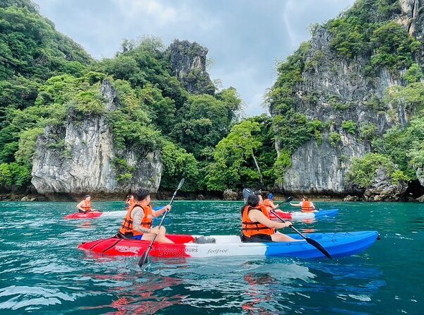 Hong Island Canoeing Experience